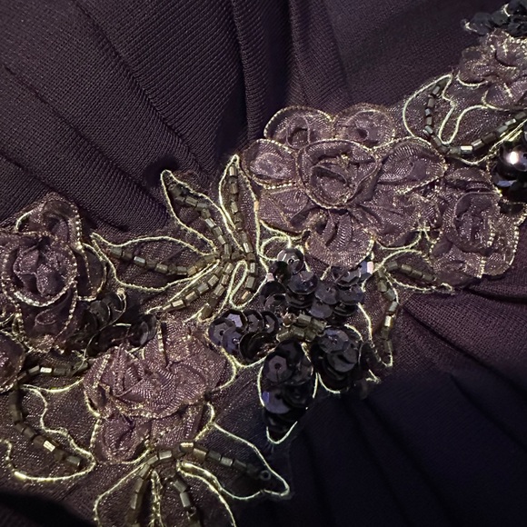 • Dress in PERFECT condition • Worn Once• I’m 4’11” • Size XS/4 •Made USA• Macys - Picture 3 of 3